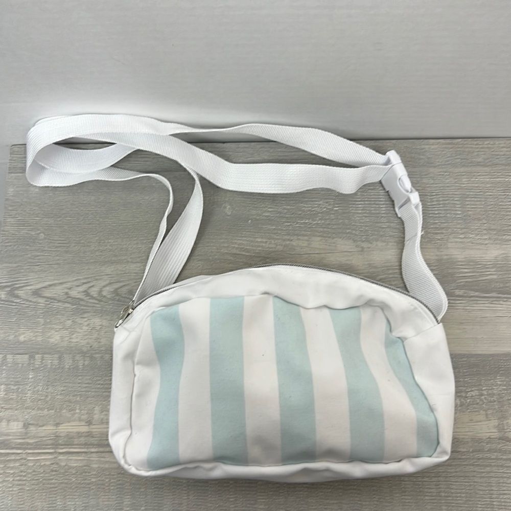 Blue and white waist crossbody bag adjustable NWOT